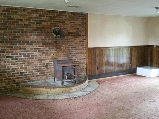 4th image of 82 Westview Dr