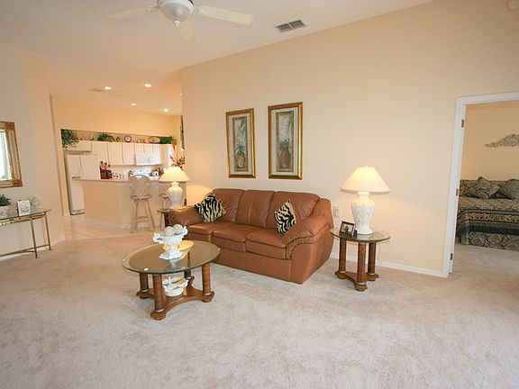 5th image of 3618 Foxcroft Cir