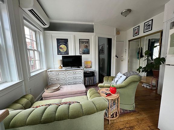 2nd image of 108 N Patrick St #1