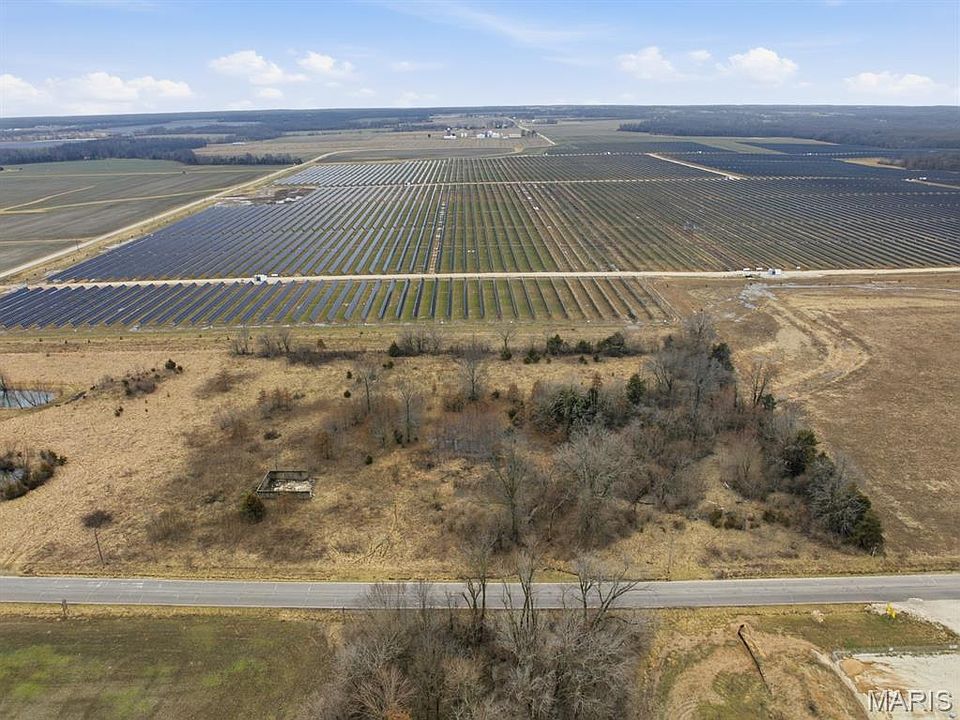 1st image of 23372 Powerline Rd