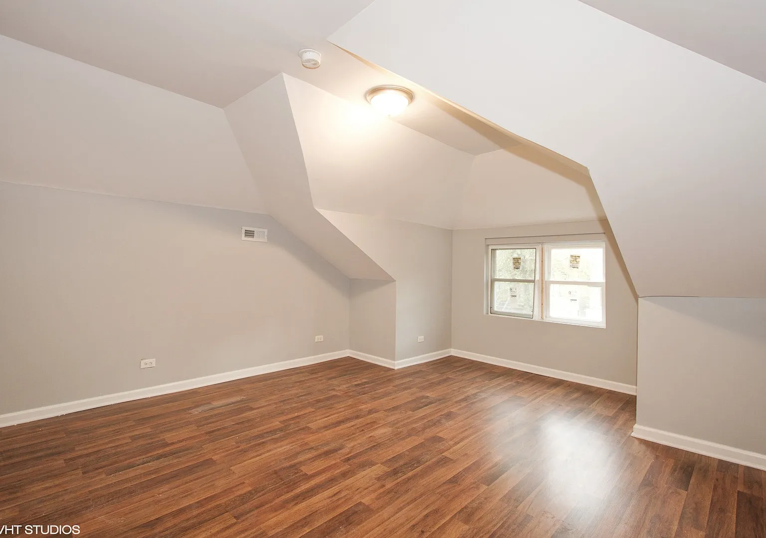 Newly Remodeled Ready To Move In House — Photo 4