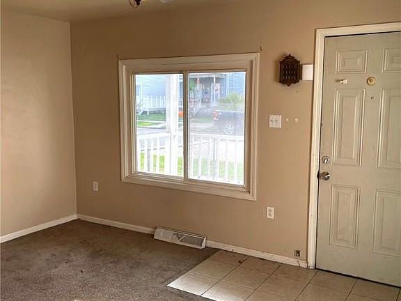 2nd image of 1626 6th Ave