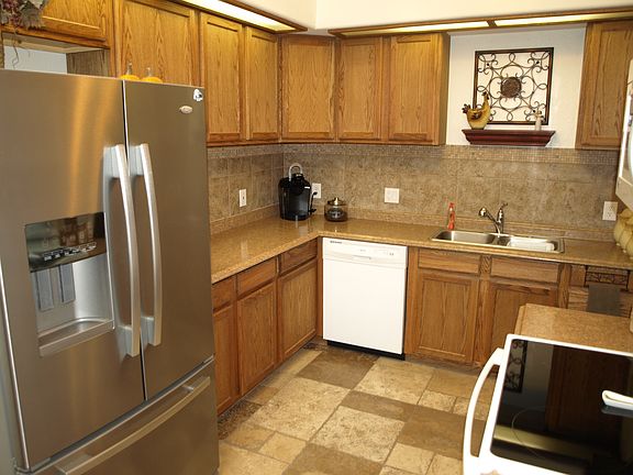 5th image of 19990 N Denaro Dr
