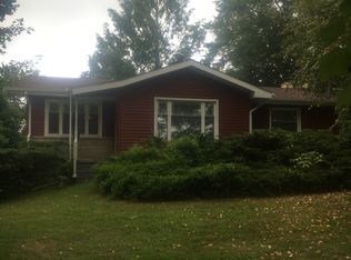 931 Jonesville Rd, Quincy, MI 49082