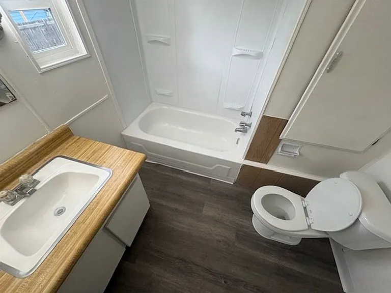 595 Chickadee Dr — Photo 11
