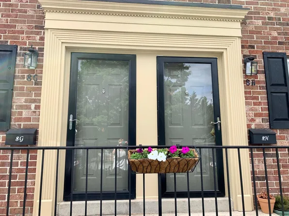 2530 E North St, Greenville, SC