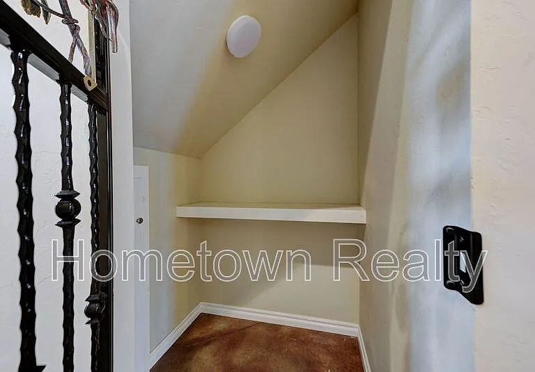 463 S Fretz Ave — Photo 28