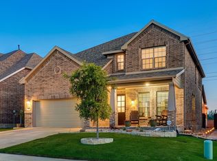 14701 Spitfire Trl, Roanoke, TX 76262