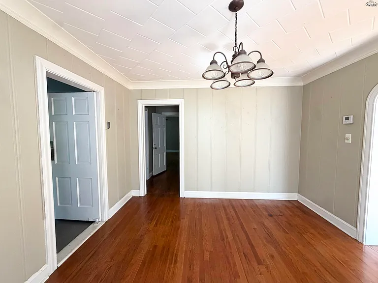 1820 Ardath Ave — Photo 6