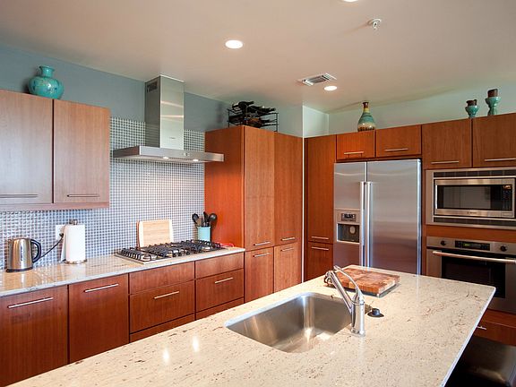 3rd image of 210 Lee Barton Dr Unit 303