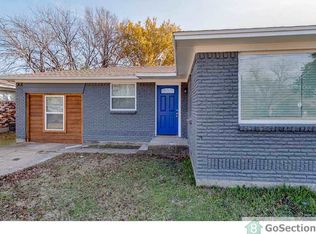 912 S Walker St, Mesquite, TX 75149