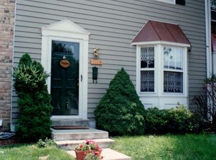 1753 Castleford Sq, Crofton, MD 21114