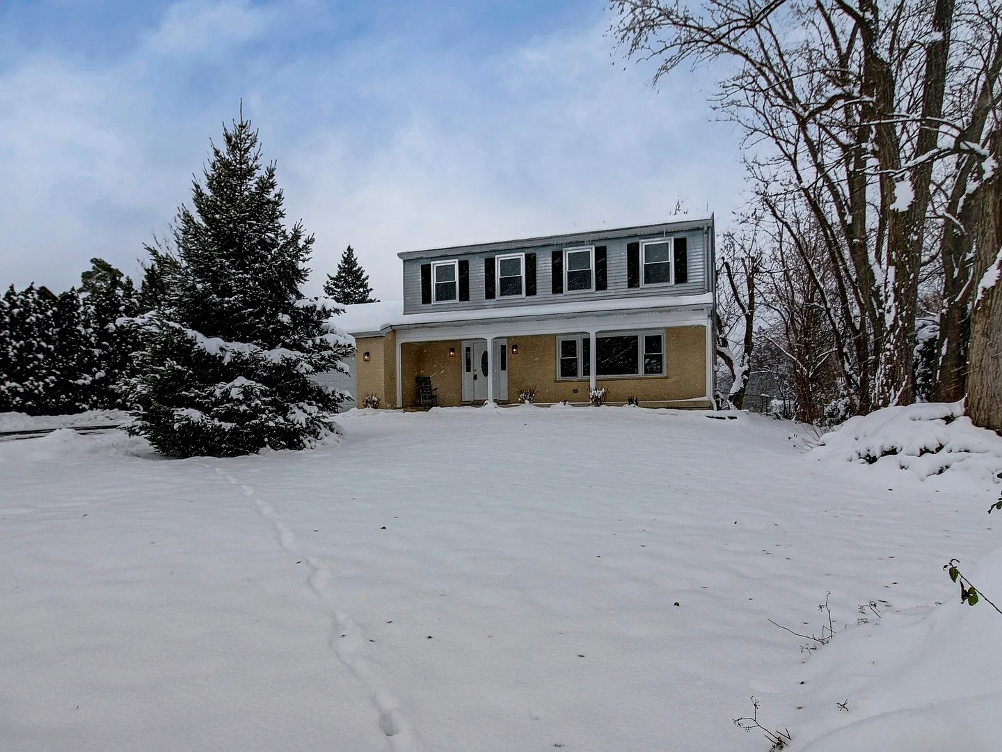 6225 Western Ave photo 1
