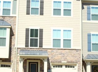725 Ravenwood Dr, Glen Burnie, MD 21060