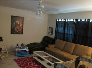 328 Cape Coral Pkwy W #1-4, Cape Coral, FL 33914