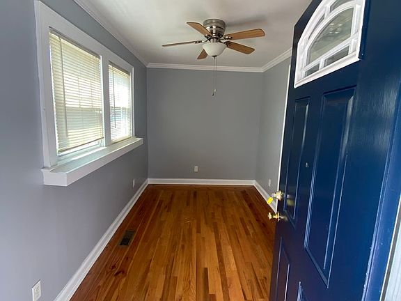 4th image of 210 N Piedmont Ave