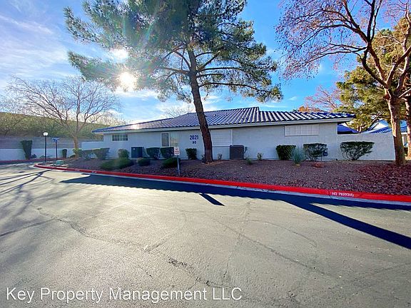 2nd image of 2021 Chertsey Dr Unit A