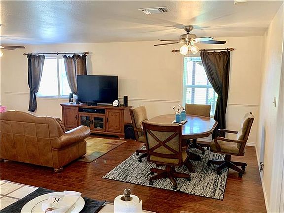 5th image of 10486 Twin Lakes Ln
