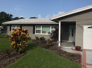 1200 69th St N, Saint Petersburg, FL 33710