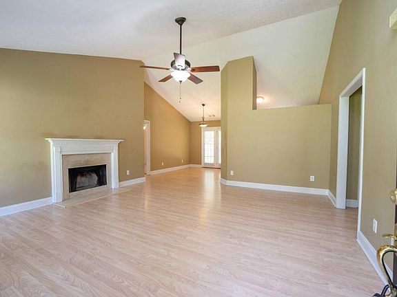 4th image of 4911 Kensington Park Dr