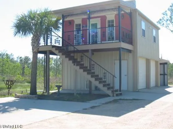 9213 Kiln Waveland Cutoff Rd, Waveland, MS 39520