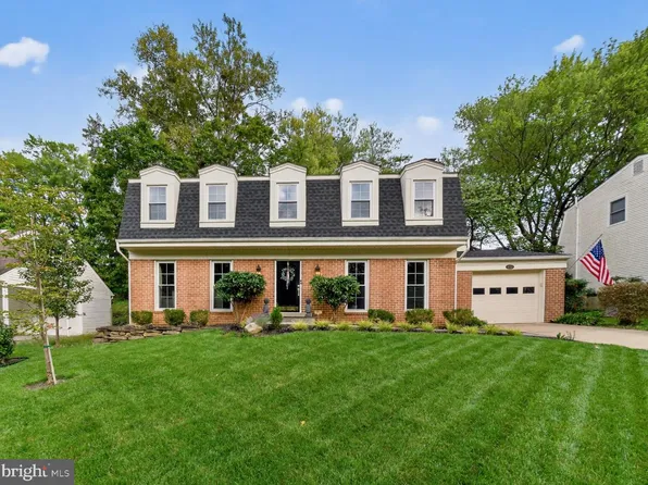 8703 Etta Dr, Springfield, VA 22152