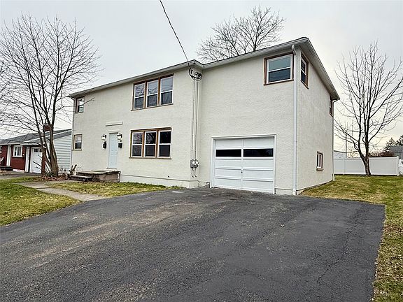 2nd image of 213 Wilson Ave