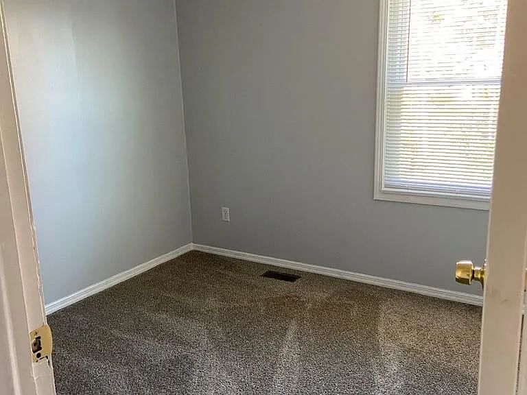 219 Marietta Dr — Photo 23