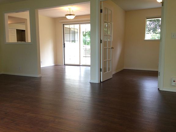 Living Room/ Dining Room