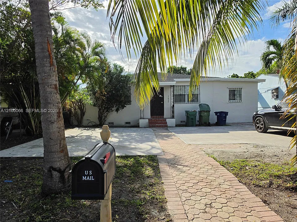7600 NW 12th Ave