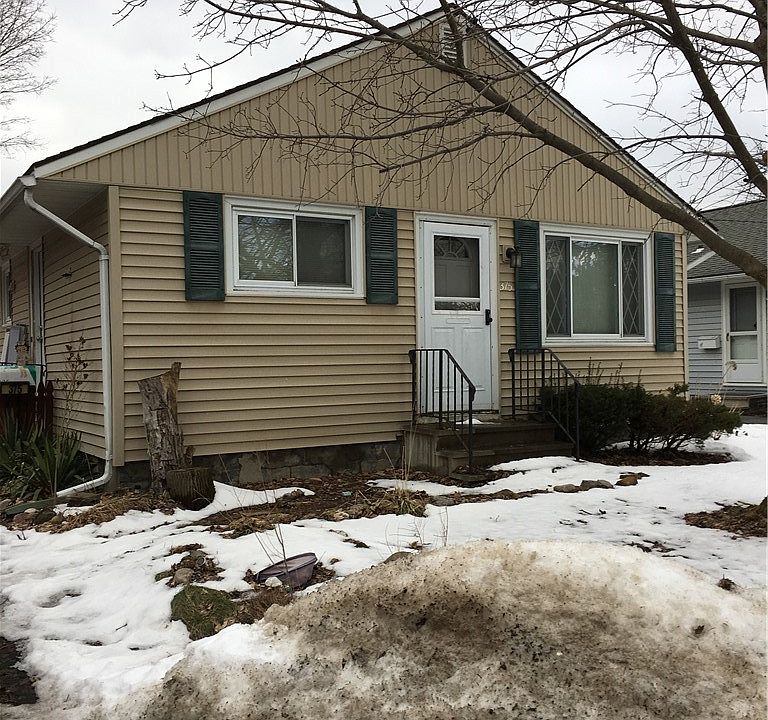 1st image of 375 Pleasantview Ave