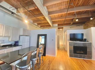 215 N Aberdeen St #A-406, Chicago, IL 60607