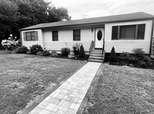 50 Main St, Medway, MA 02053