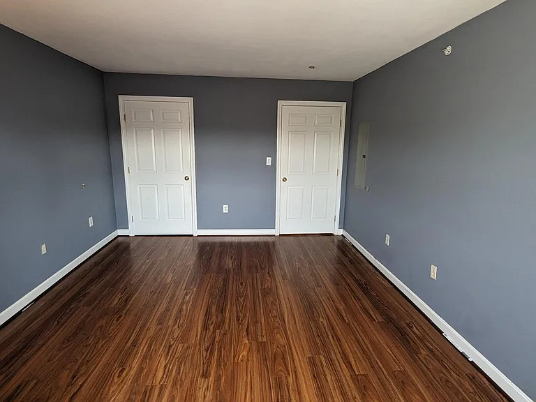 Second bedroom:
12' x 16', 1 closet, hardwood floor