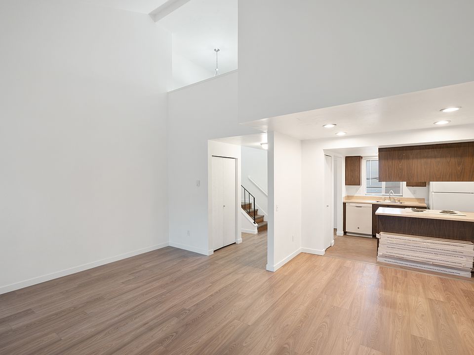 1st image of 150 N 136th St #150