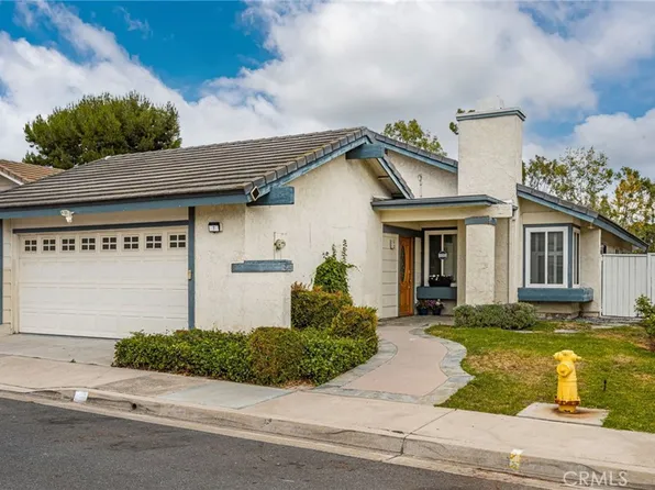 7 Atlanta, Irvine, CA 92620