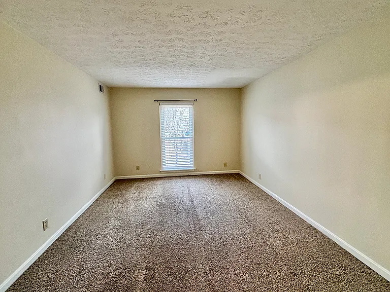 1515 La Fontenay Ct #1515 — Photo 3