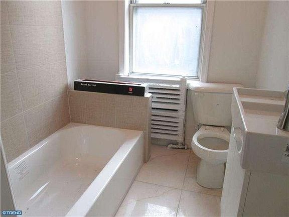 2nd floor bath room