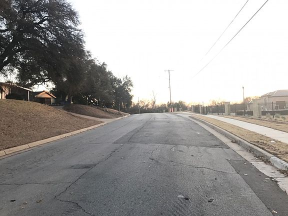 5th image of 4700 Westridge Ave
