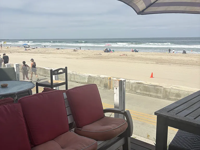 3239 Ocean Front Walk — Photo 2