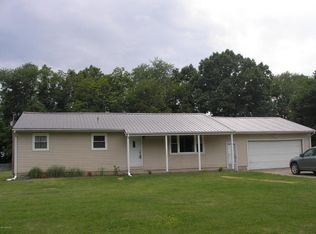 71104 Spencer Rd, Union, MI 49130