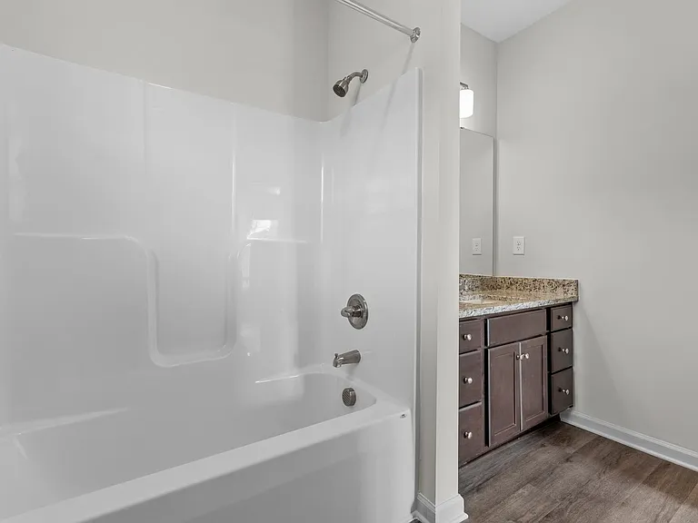 170 Grove Cir #103 — Photo 13