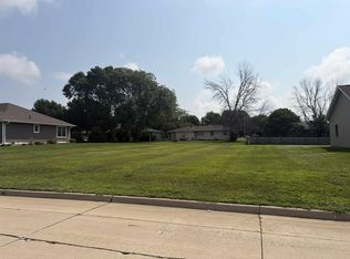 606 Van Buren St, Wellsburg, IA 50680