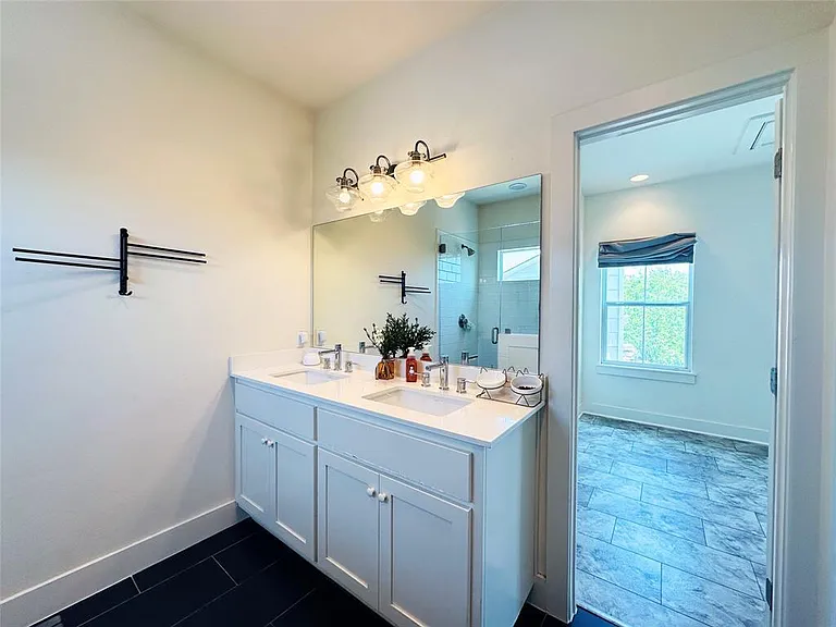 2716 Halcyon Dr #38 — Photo 10