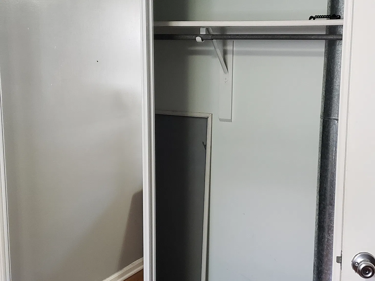 8 Brandon Ct — Photo 4