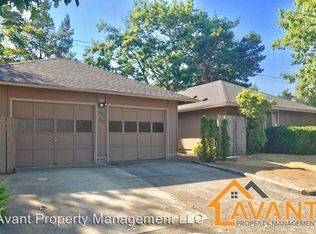 3407-3409 NE View Ave, Gresham, OR