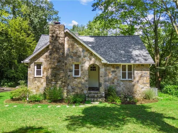 292 Brainard Hill Road, Haddam, CT 06441