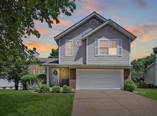 853 Spring Hill Farm Dr, Ballwin, MO 63021