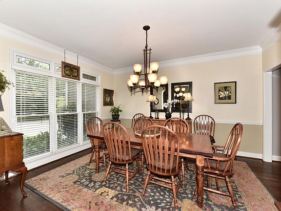 5th image of 1120 Lea Dr