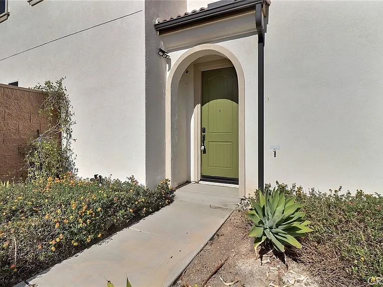 1801 Marquez Way — Photo 4